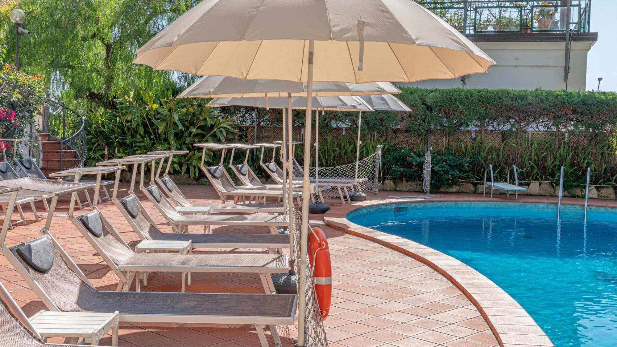 Hotel Bobby Executive Sanremo Exterior foto