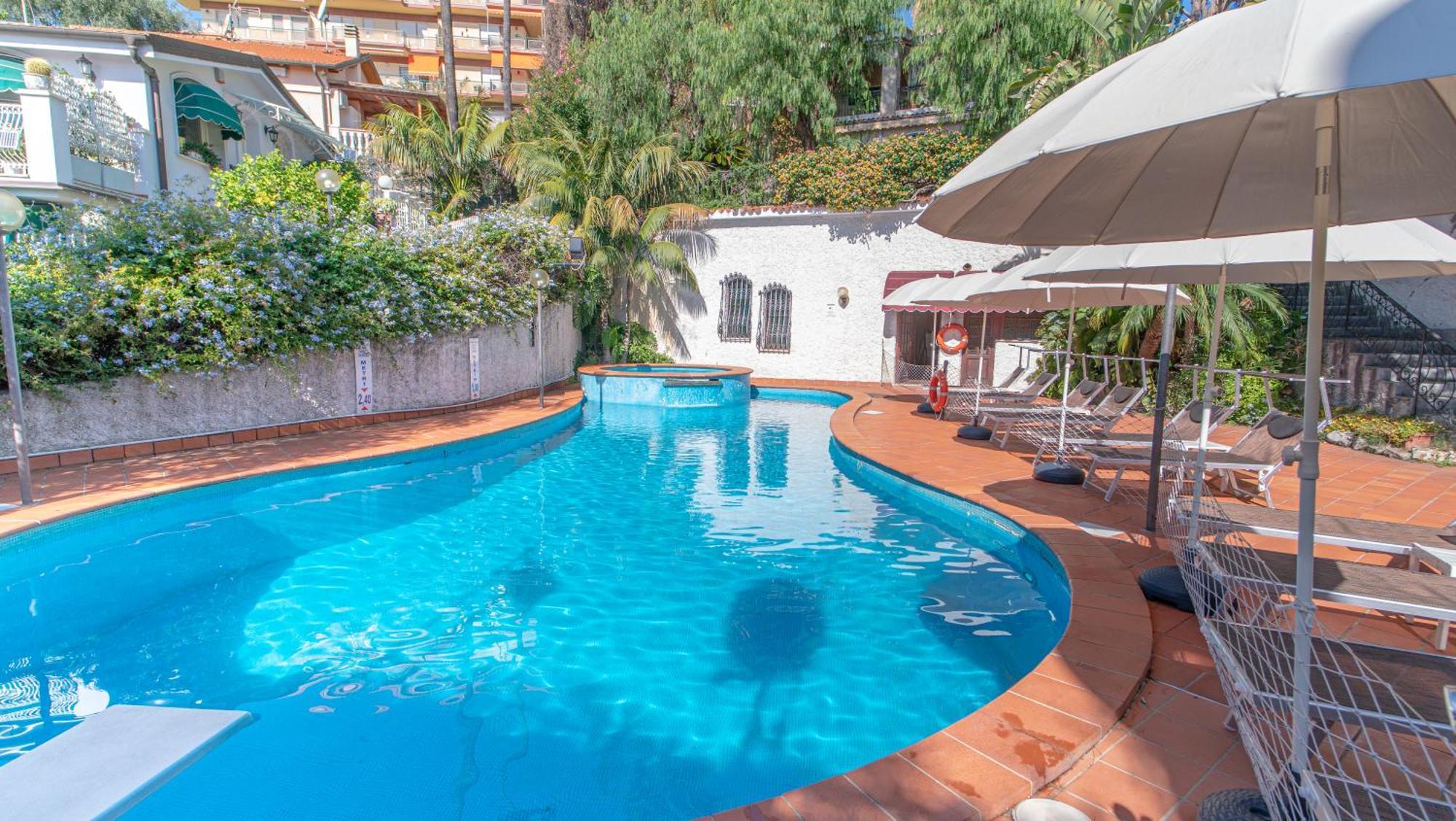 Hotel Bobby Executive Sanremo Exterior foto