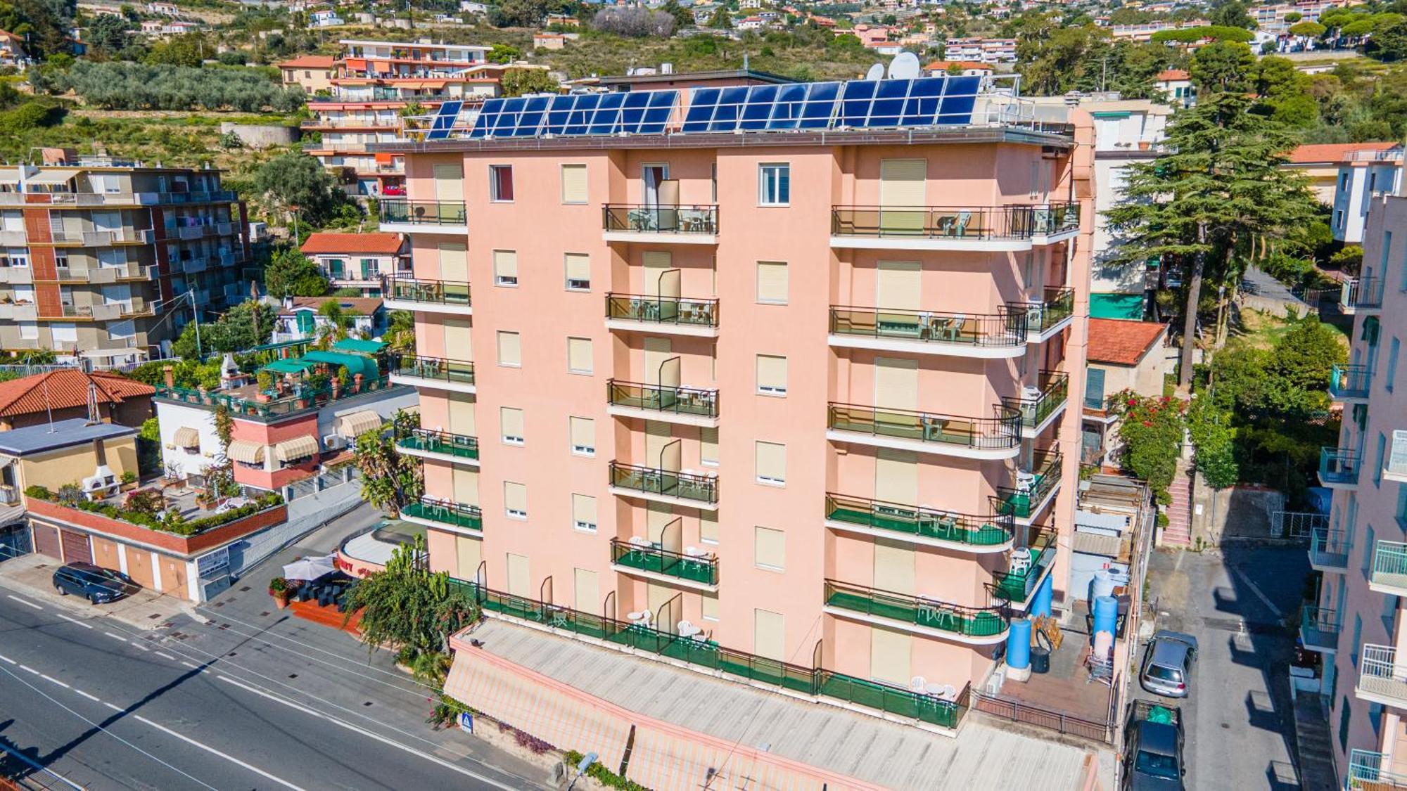 Hotel Bobby Executive Sanremo Exterior foto